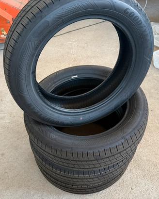 Pneumatici gomme Good year 175 65 R17 come nuovi