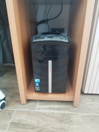 Computer Packard Bell con monitor Samsung led