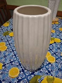 Vaso in ceramica bianco 