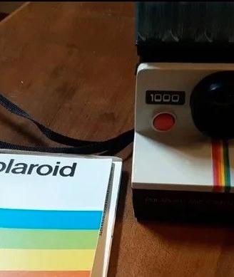 Macchina fotografica anni '80 Polaroid 1000