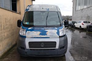 Fiat ducato 2011 2.3 TD F1AE0481D per ricambi