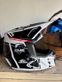 Casco leatt 7.5