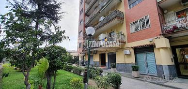 Appartamento a Napoli Via TERRACINA 2 locali