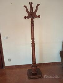 Appendiabiti in legno massello