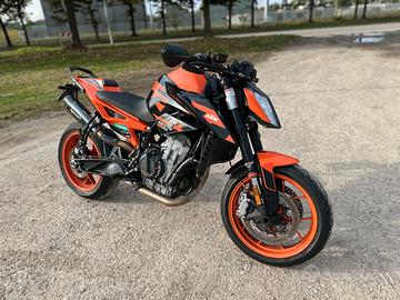 KTM 890 Duke 2023