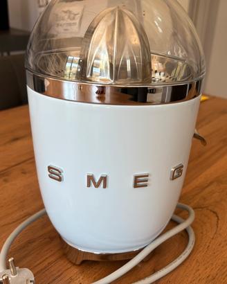 Spremiagrumi Smeg