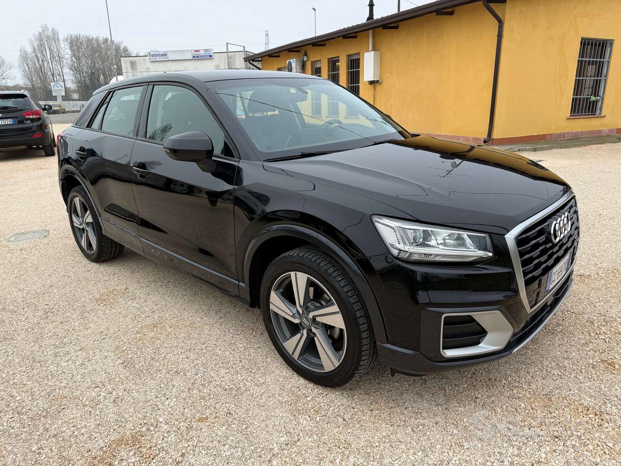 AUDI Q2