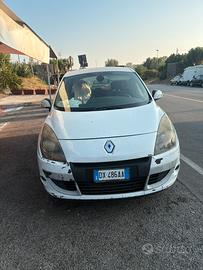 Renault scenic 1.9 130 cv