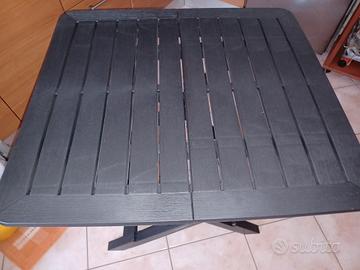 tavolo da giardino 