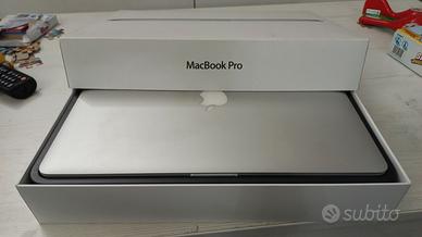 Macbook Pro 2015 i7 / 16 GB / 512 GB (Windows/Mac)