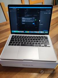 MacBook Air M1 2020 8GB 256GB argento con scatola 
