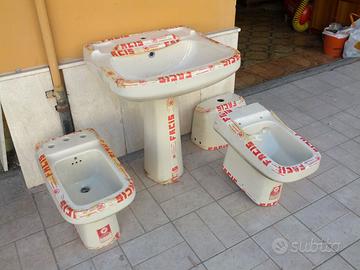 SERIE BAGNO PORCELLANA NUOVA COMPLETA