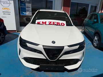 Alfa Romeo Junior ALLESTIMENTO VELOCE + PACCHETTI