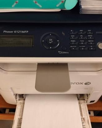  stampante laser Xerox 6121MFP