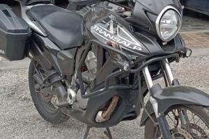 Honda Transalp 700