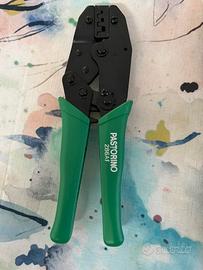 Pinza crimpatrice Pastorino.