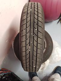 gomme con cerchioni panda