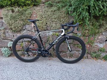 Canyon Ultimate CF SLX  M