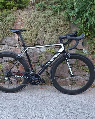 Canyon Ultimate CF SLX  M
