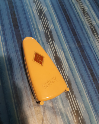 Metronomo classico e digitale