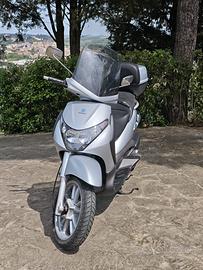 Come nuovo scooter piaggio beverly 250