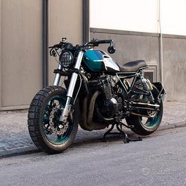 Suzuki GSX 750 Scrambler ASI