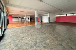 NEGOZIO A CORTENUOVA