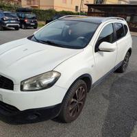 Nissan Qashqai+2 2010