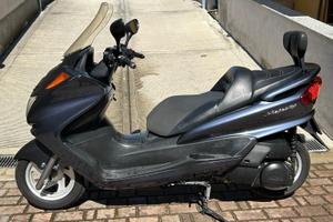 Yamaha Majesty 250 anno 2003