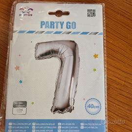 Palloncino nunero 7 argentato con cannuccia