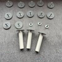 Piedi di livellamento