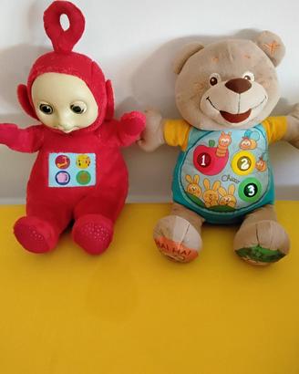 pupazzi di peluche di varie misure 