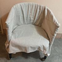 Poltroncine con rotelle marca Lema