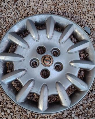 copriruota chrysler voyager 2002