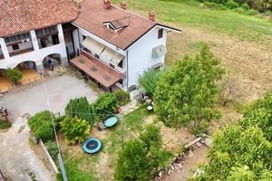 CASA SEMINDIPENDENTE A GIAVENO