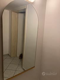 Specchio per parete