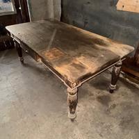 Tavolo in legno anni fine XlX secolo