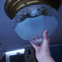 Plafoniera vintage in ottone e vetro molato