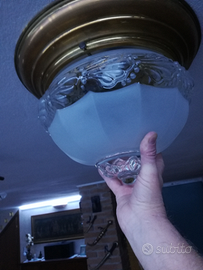 Plafoniera vintage in ottone e vetro molato