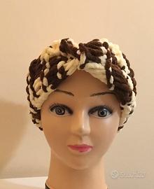 Fascia per capelli paraorecchie fatta a mano