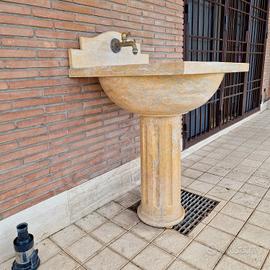 Fontana da parete in marmo 