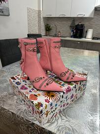 Stivaletti rosa con tacco a punta