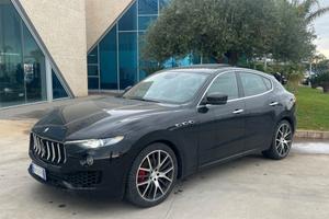Maserati Levante V6 275cv Q4