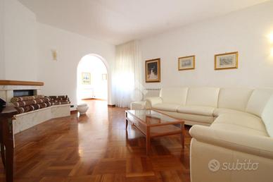 CASA INDIPENDENTE A ERICE