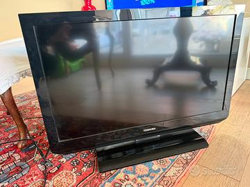Tv LED 32'' Toshiba (mod. 32EL833G) buone condiz