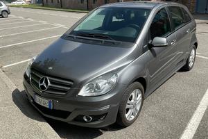Mercedes-benz classe B 160 benzina