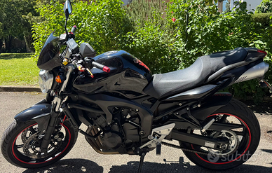 Yamaha FZ6