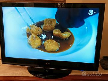 TV LG 42 POLLICI , NO Smart , Modello 42LH3000-ZA,