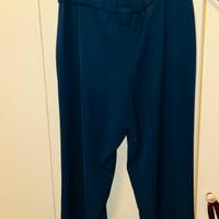 pantaloni modello palazzo 