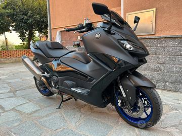 Yamaha T-Max 560